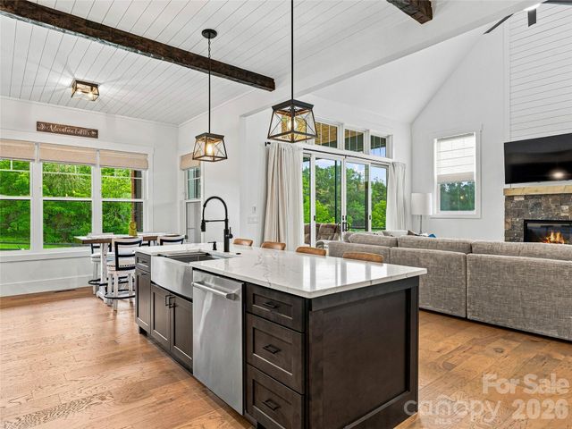 258 Mavrick Drive 26R, Mills River, NC 28759