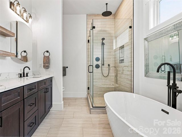 258 Mavrick Drive 26R, Mills River, NC 28759