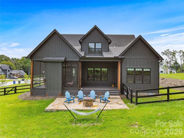 258 Mavrick Drive 26R, Mills River, NC 28759