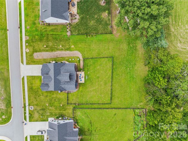 258 Mavrick Drive 26R, Mills River, NC 28759