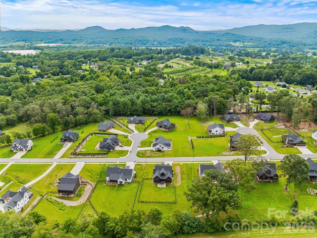258 Mavrick Drive 26R, Mills River, NC 28759