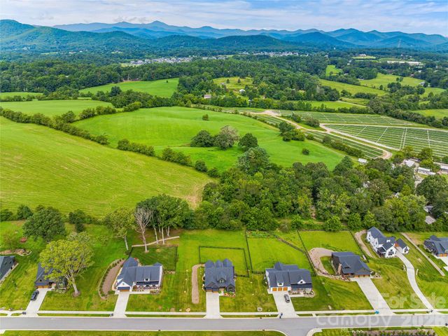 258 Mavrick Drive 26R, Mills River, NC 28759