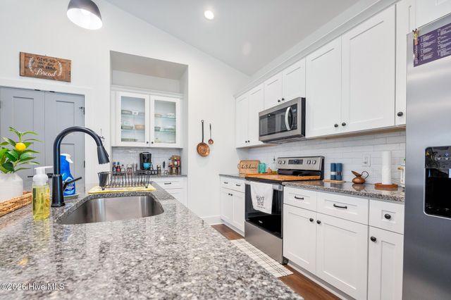 101 Seminole Court, West End, NC 27376