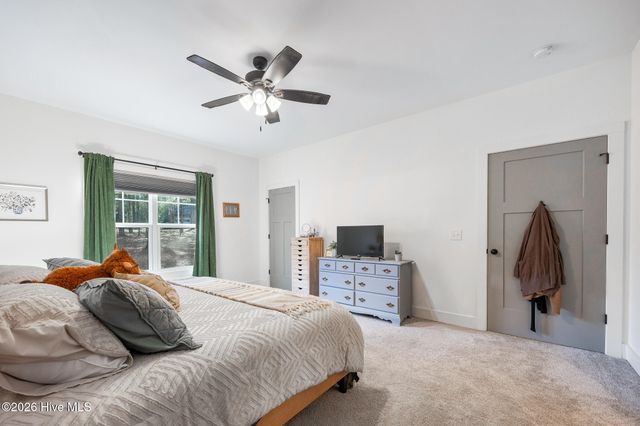 101 Seminole Court, West End, NC 27376