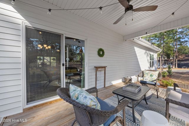 101 Seminole Court, West End, NC 27376