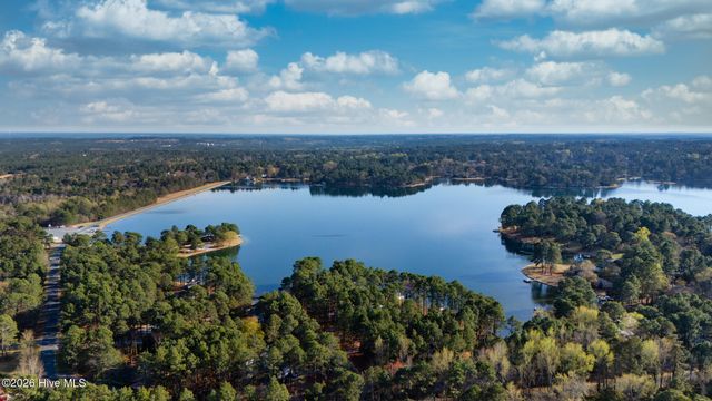 101 Seminole Court, West End, NC 27376