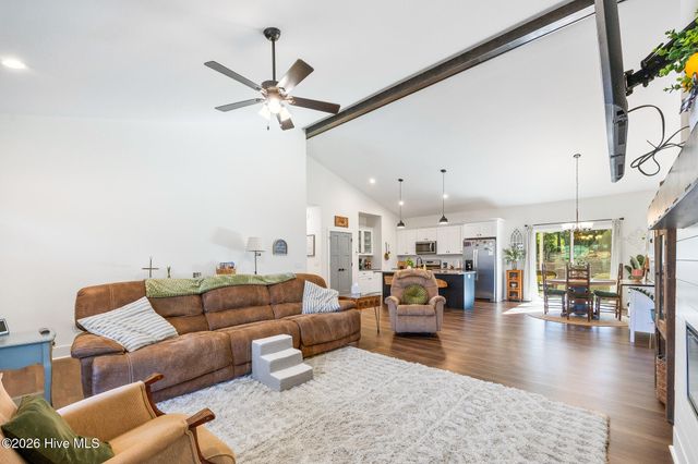 101 Seminole Court, West End, NC 27376