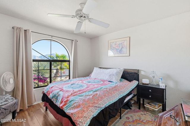 14711 N Windshade Drive, Oro Valley, AZ 85755