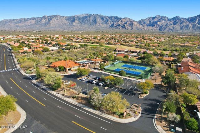 14711 N Windshade Drive, Oro Valley, AZ 85755