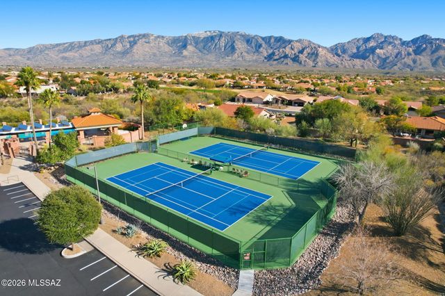 14711 N Windshade Drive, Oro Valley, AZ 85755