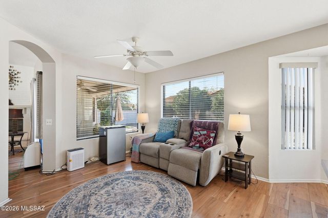 14711 N Windshade Drive, Oro Valley, AZ 85755