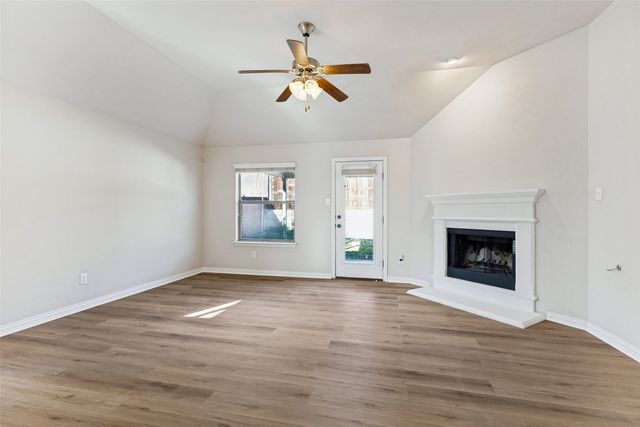 12441 Woods Edge Trail, Fort Worth, TX 76244