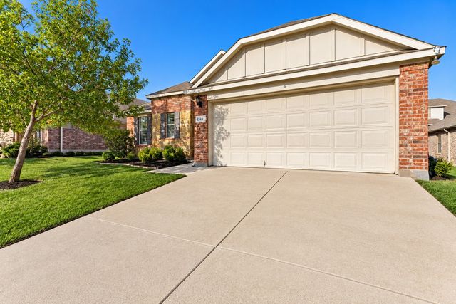 12441 Woods Edge Trail, Fort Worth, TX 76244