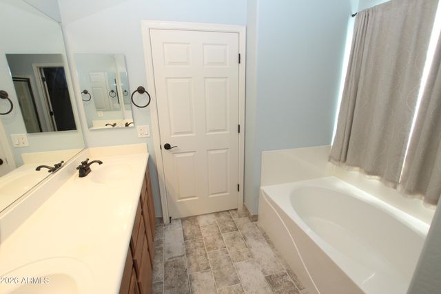 8984 W NICOLET Avenue, Glendale, AZ 85305