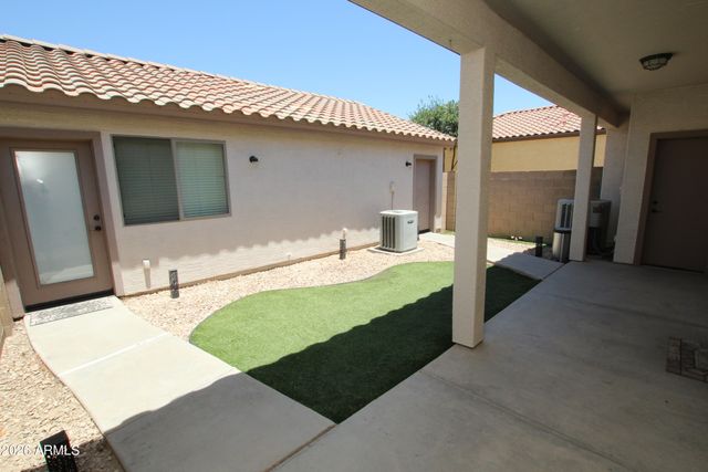 8984 W NICOLET Avenue, Glendale, AZ 85305