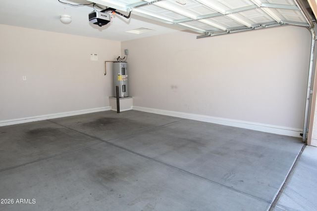 8984 W NICOLET Avenue, Glendale, AZ 85305