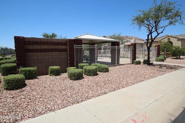 8984 W NICOLET Avenue, Glendale, AZ 85305