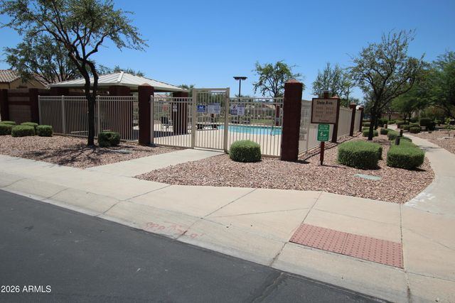 8984 W NICOLET Avenue, Glendale, AZ 85305