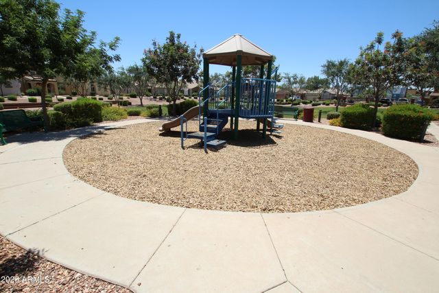 8984 W NICOLET Avenue, Glendale, AZ 85305