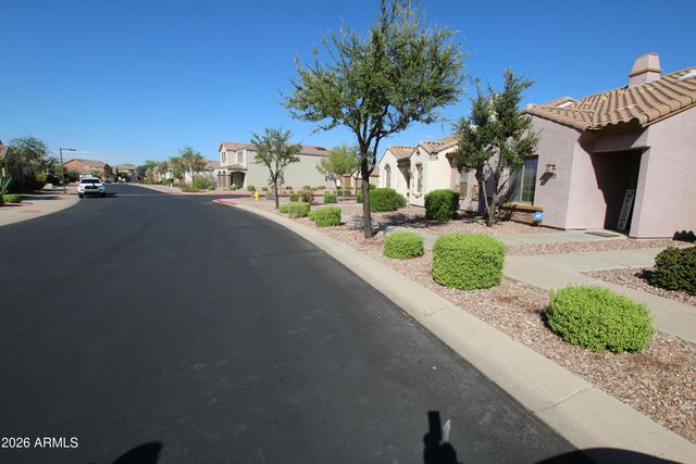 8984 W NICOLET Avenue, Glendale, AZ 85305