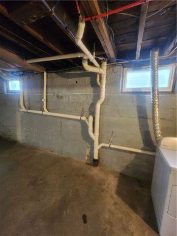 73 Radcliffe Avenue, Providence, RI 02908