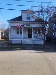 73 Radcliffe Avenue, Providence, RI 02908