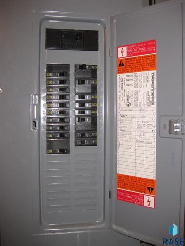 707 E 6th St Street, Dell Rapids, SD 57022