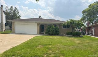 33555 Groth Drive, Sterling Heights, MI 48312