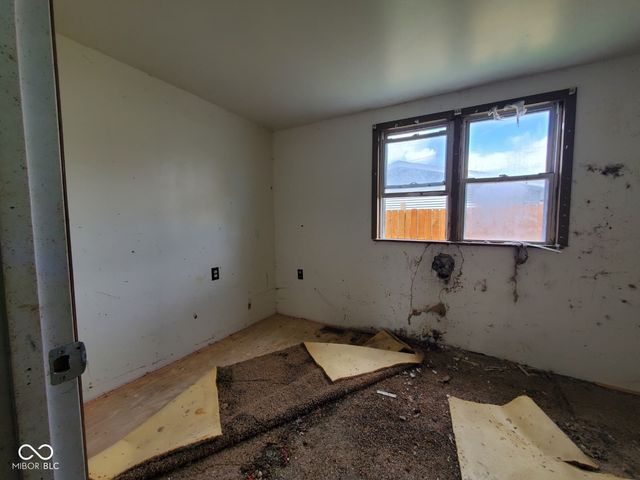 2217 S F Street, Elwood, IN 46036