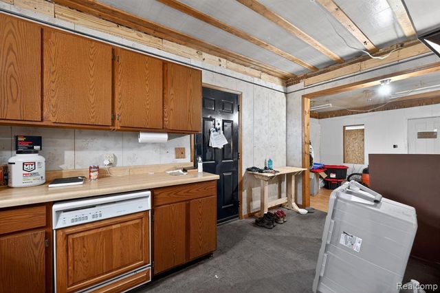 1002 S Shiawassee Street, Owosso, MI 48867