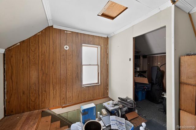 1002 S Shiawassee Street, Owosso, MI 48867