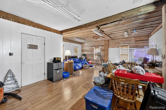 1002 S Shiawassee Street, Owosso, MI 48867