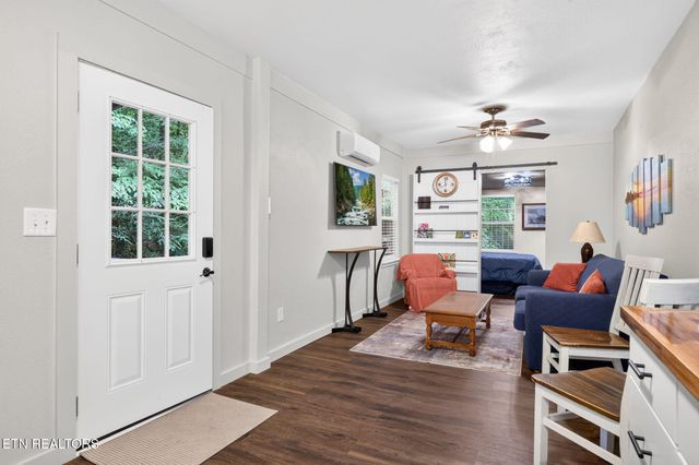 207 David Crockett Rd, Crossville, TN 38572