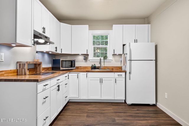 207 David Crockett Rd, Crossville, TN 38572