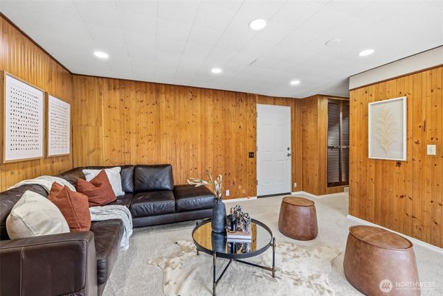 224 224th Street SW, Bothell, WA 98021