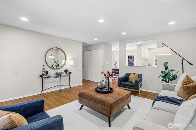 224 224th Street SW, Bothell, WA 98021