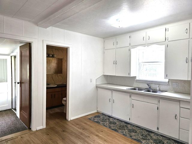 109 W Woodrow Street, Fremont, MI 49412