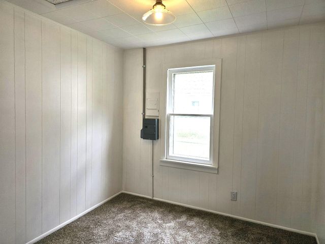 109 W Woodrow Street, Fremont, MI 49412