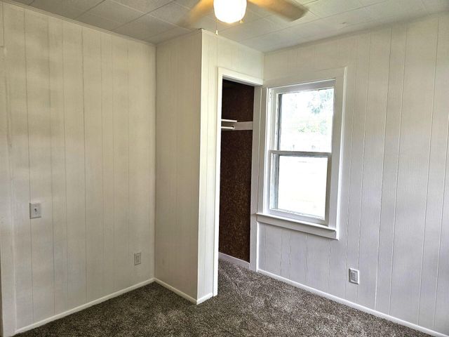 109 W Woodrow Street, Fremont, MI 49412