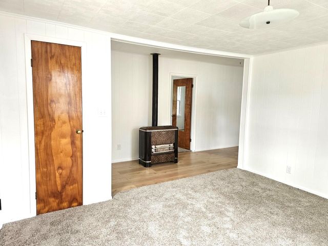 109 W Woodrow Street, Fremont, MI 49412