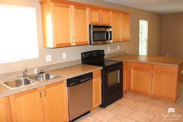 924 Bertrand Street, Manhattan, KS 66502