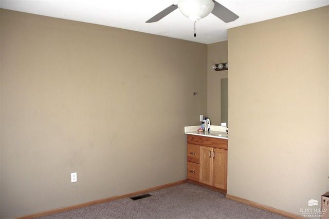 924 Bertrand Street, Manhattan, KS 66502