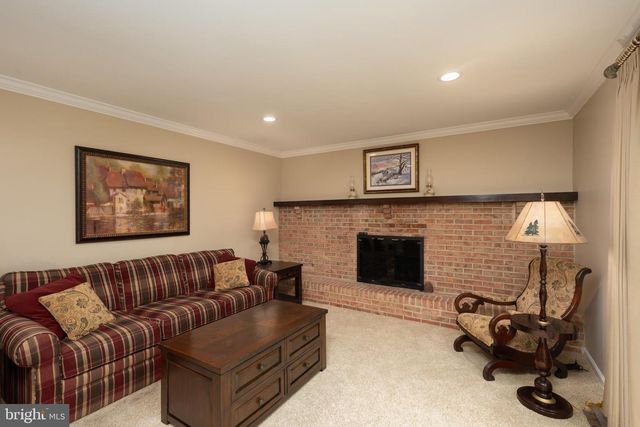 492 BRIGHTS LN, Blue Bell, PA 19422