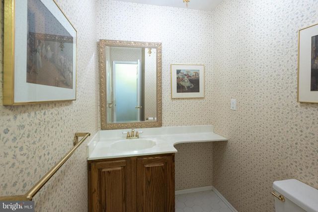 492 BRIGHTS LN, Blue Bell, PA 19422