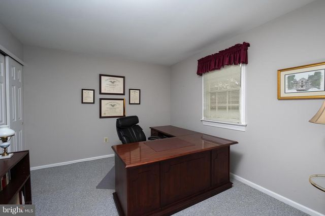 492 BRIGHTS LN, Blue Bell, PA 19422