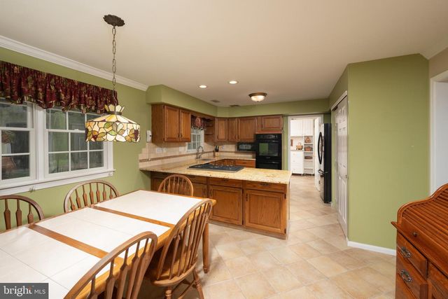 492 BRIGHTS LN, Blue Bell, PA 19422