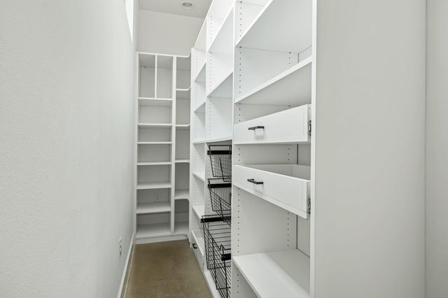 1407 Parkinson DR 1, Austin, TX 78704