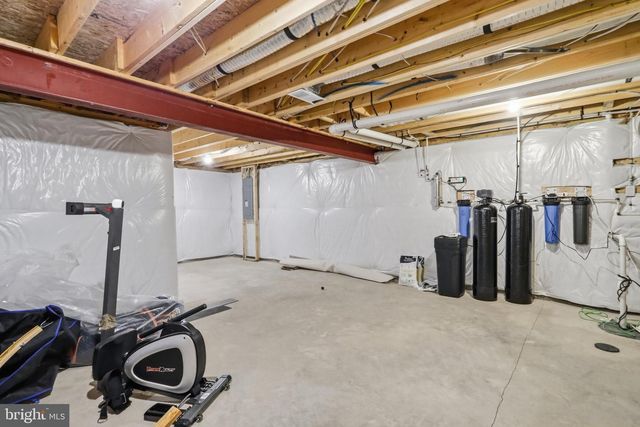 1881 SHANNON DRIVE SOUTH, Greencastle, PA 17225