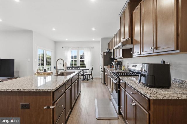 1881 SHANNON DRIVE SOUTH, Greencastle, PA 17225