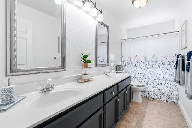 1515 Steinbeck Dr, Roseville, CA 95747